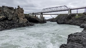 Islande à vélo 2014, le pont à Godafoss