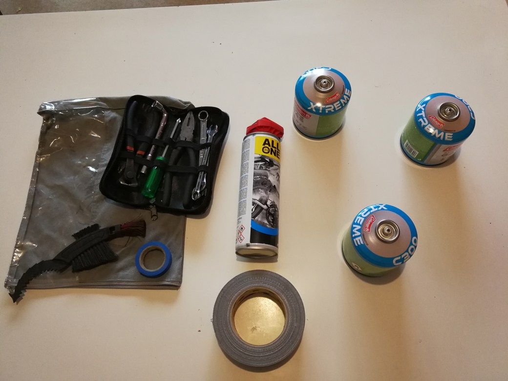 voyage-velo-islande-materiel-mecanique