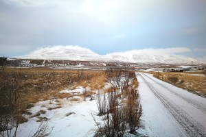 A proximité de Varmahlid, en Islande à vélo en hiver