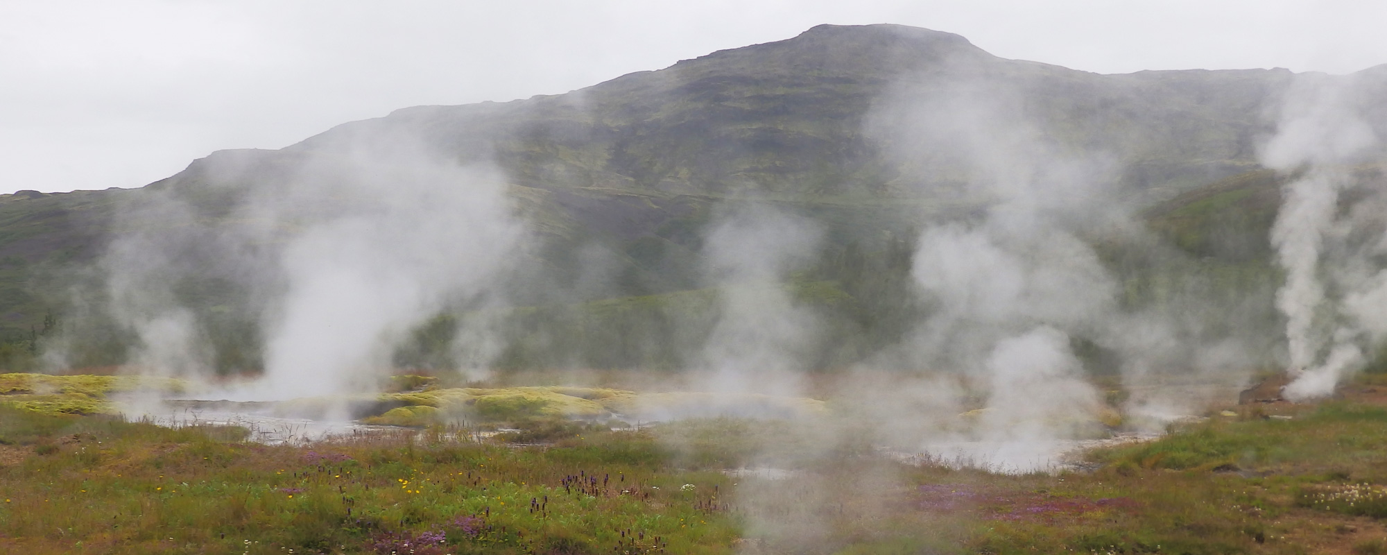 En islande à vélo en 2014, dans le cercle d'or, à Geysir